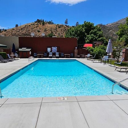 Kernville Inn Ngoại thất bức ảnh